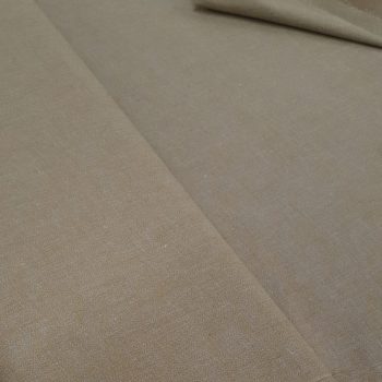 Tela japonesa color tierra natural con textura tramada de hilo teñido algodón 100% ancho 110cm