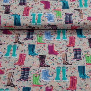 telas fondo gris con motivos de botas de colores