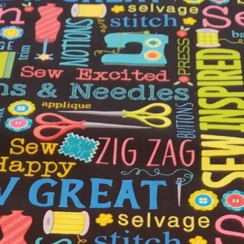 Tela Negra Motivo Costura Palabras de algodón con estampado tipográfico de términos de costura