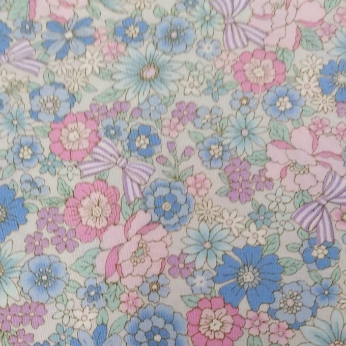 tela azul floral