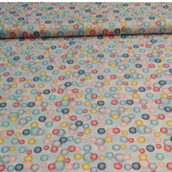 Tela Motivos de Costura Cute as a Button con estampado de botones y utensilios de mercería
