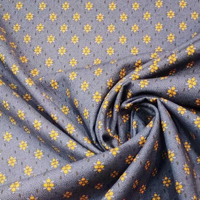 tela azul estampada